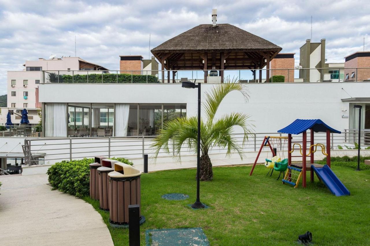 Punta Blu 102-9 - Condomínio luxuoso com vista para o mar - Piscina - Sauna - Jacuzzi - Quadra poliesportiva Bombinhas Esterno foto